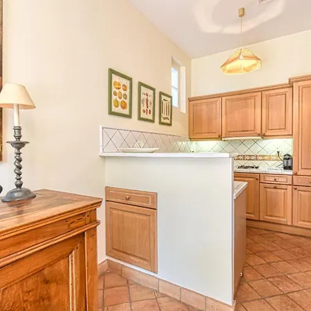 Penzion L'oranger Maison Pittoresque Et Confortable Proche Des Plages, Croisette Et Centre-ville Cannes